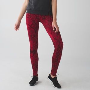 Lululemon Wunder Under Red snakeskin